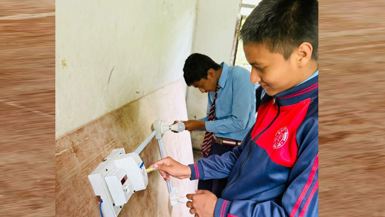 बेनी नगरपालिकामा विद्यार्थीलाई ‘हाउस वायरिङ’ तालिम
